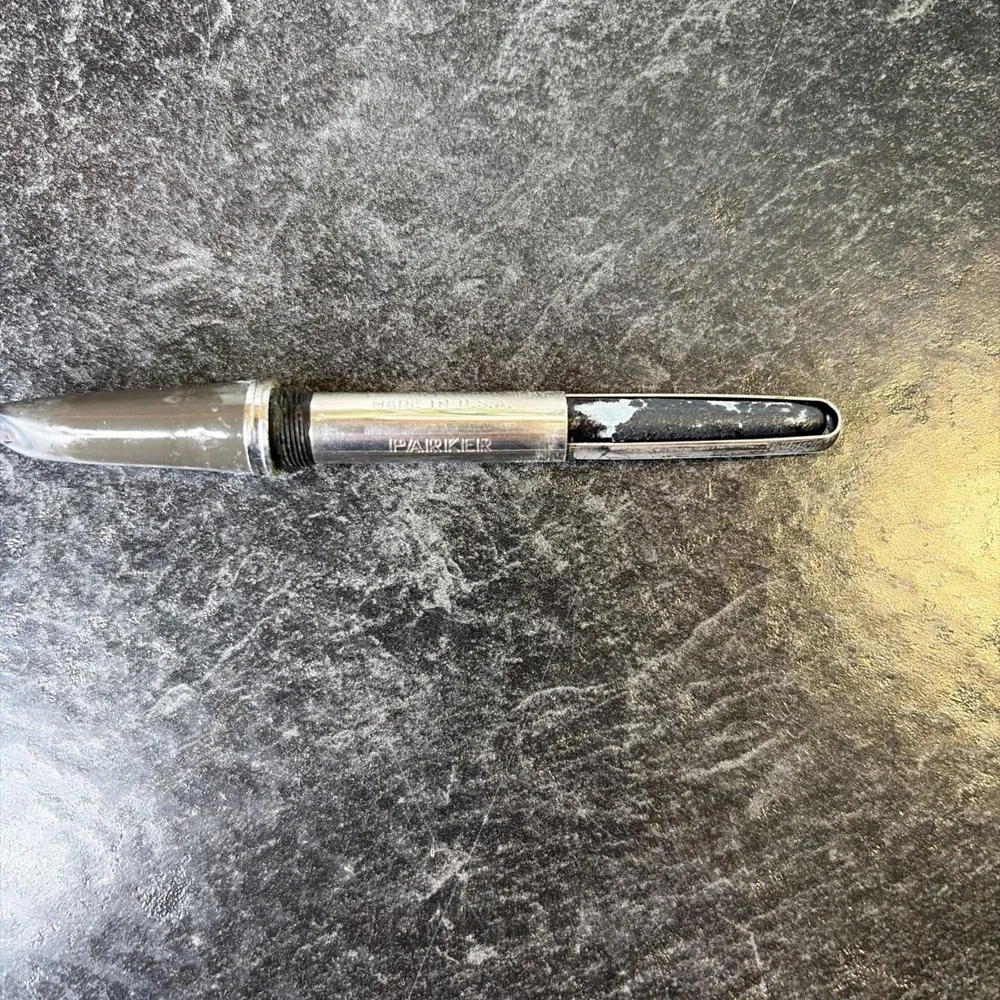 Vintage Parker 21 Fountain Pen Set Of 2 Black & Gray Pens Chrome Trim 1950s